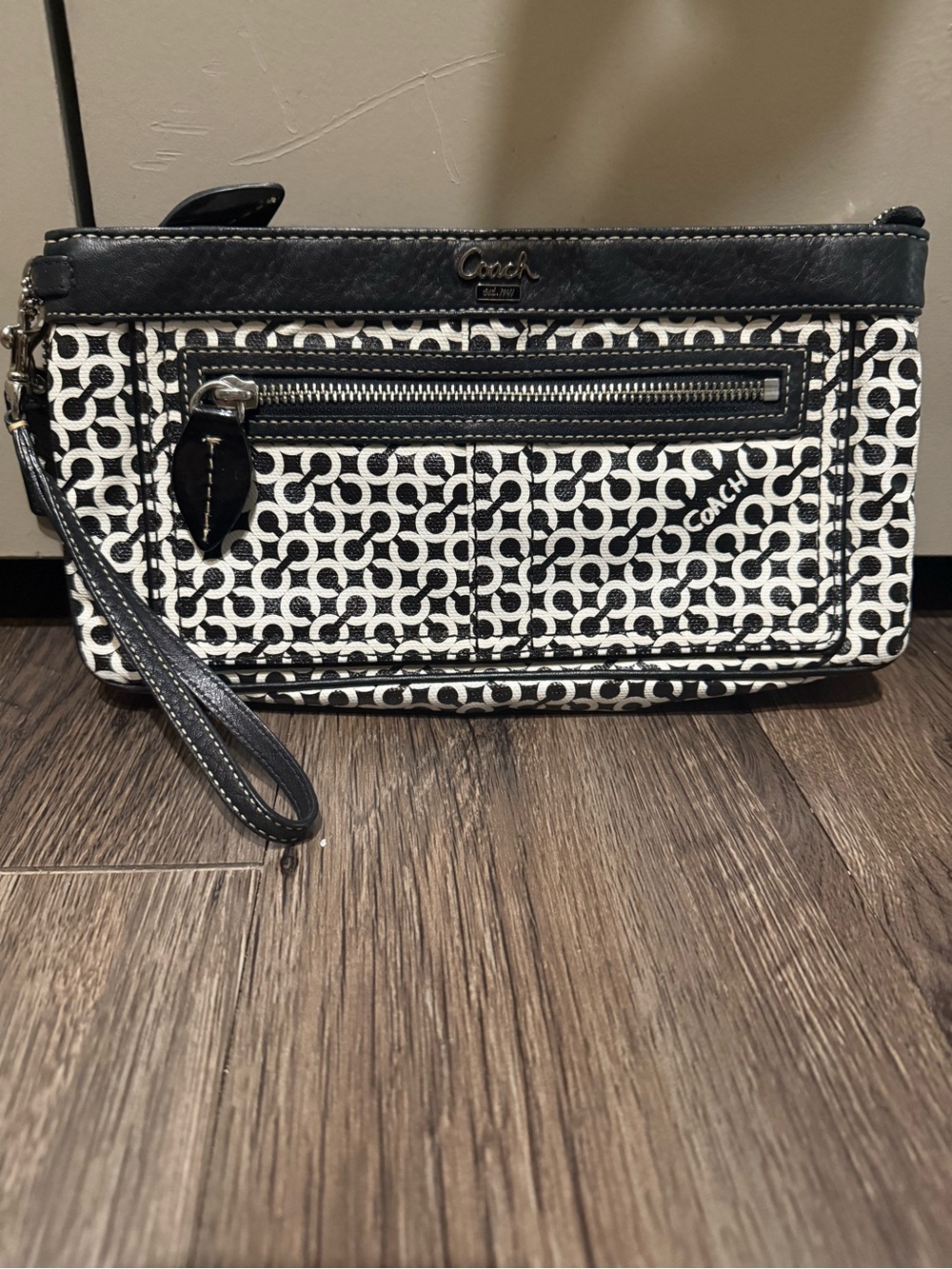 Coach Limited Edition Signature Wristlet